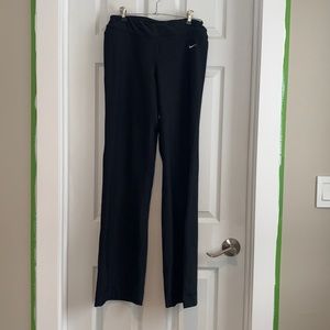 Nike yoga pants. Talk